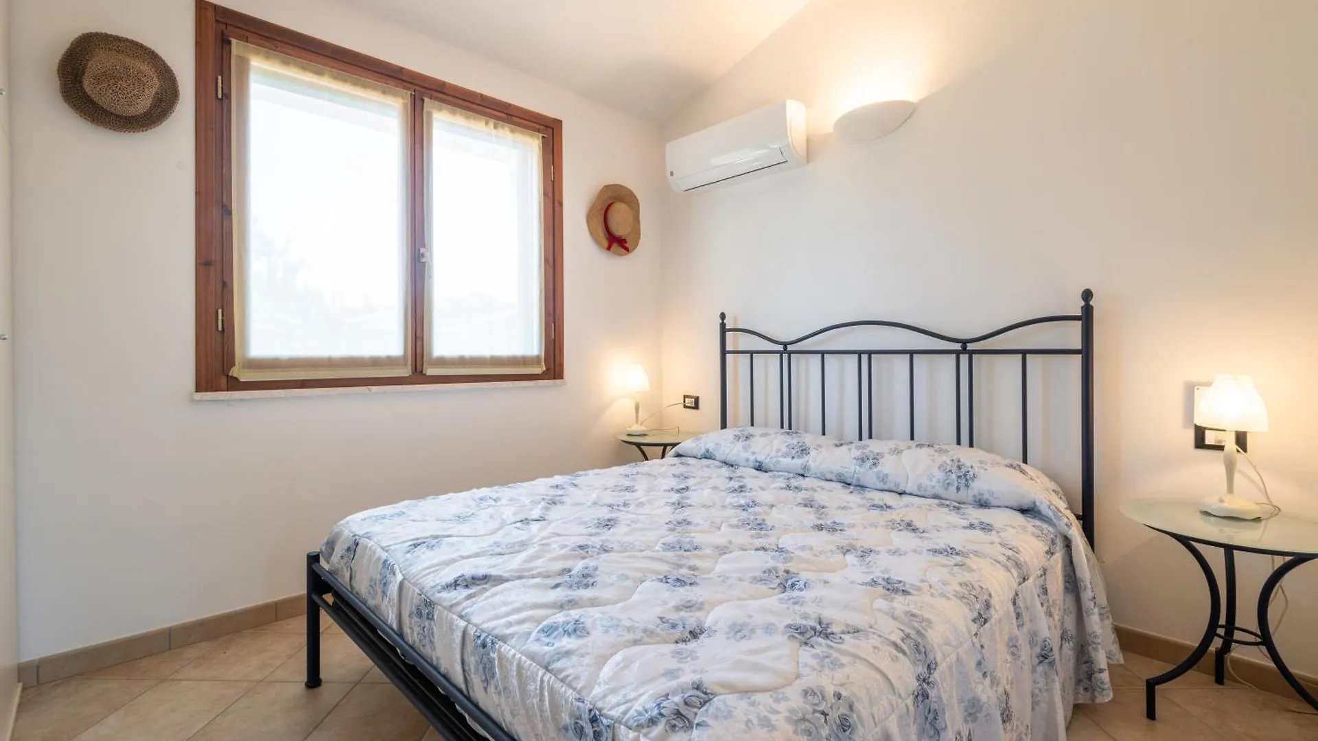 Holiday home Casa Vacanze Sole E Mare Porto Pino Italy