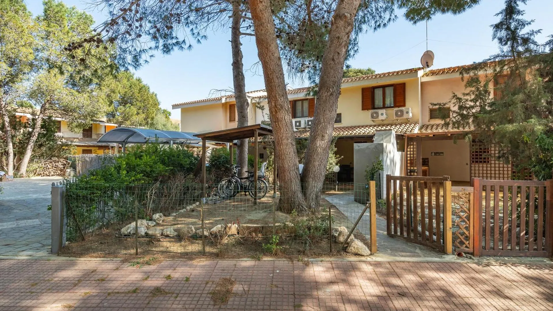 Casa Vacanze Sole E Mare Porto Pino Holiday home
